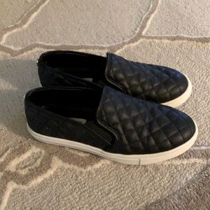 Steve Madden quilted sneakers